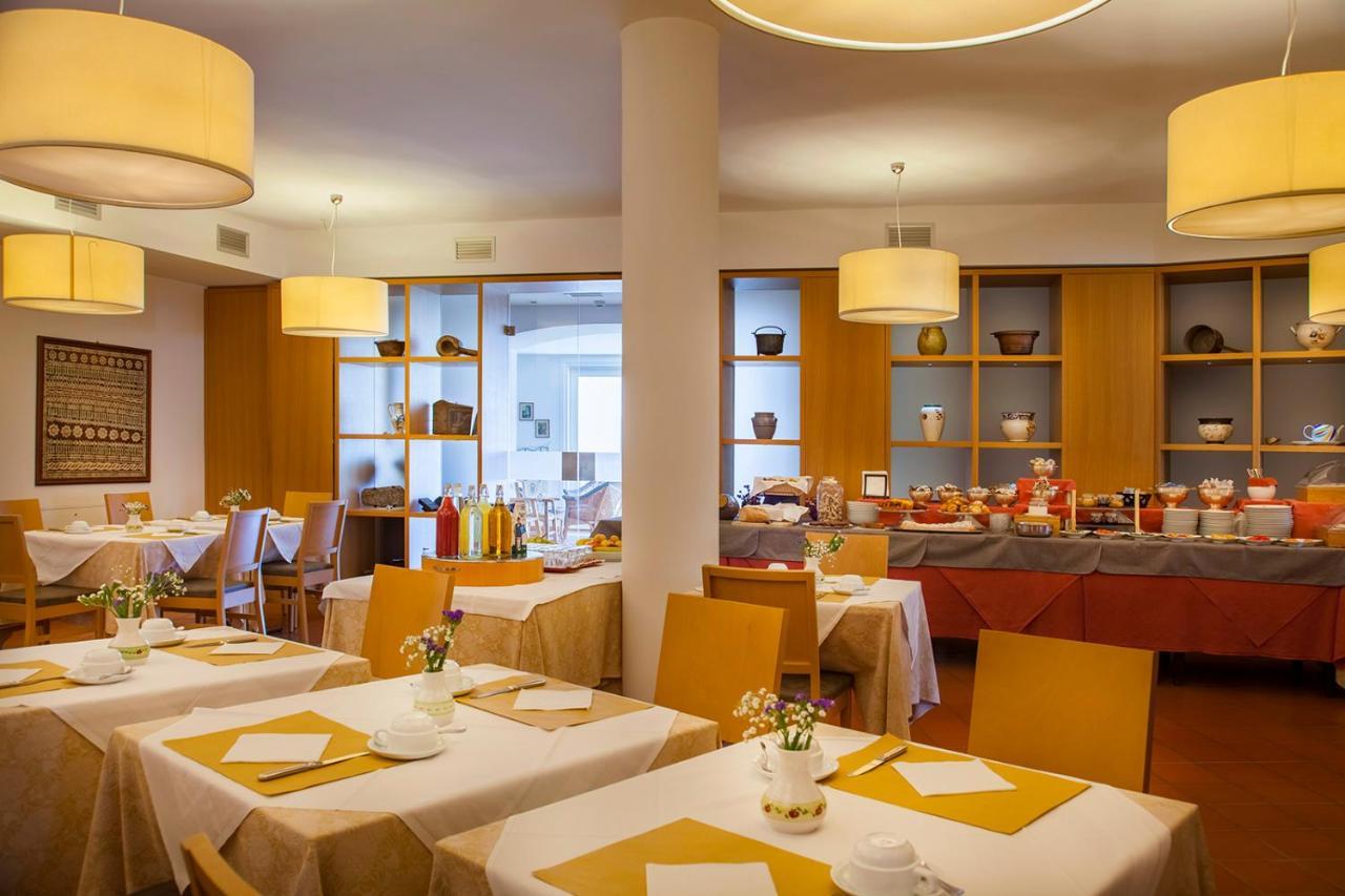 Hotel Romanda 레비코온천 외부 사진
